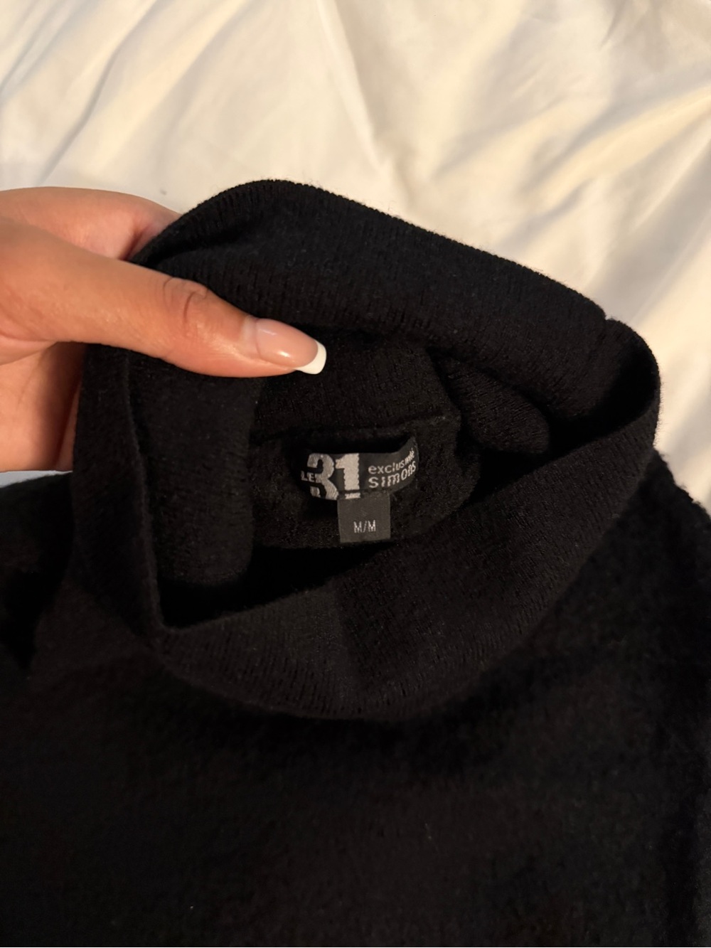 Black Turtleneck Sweater - M